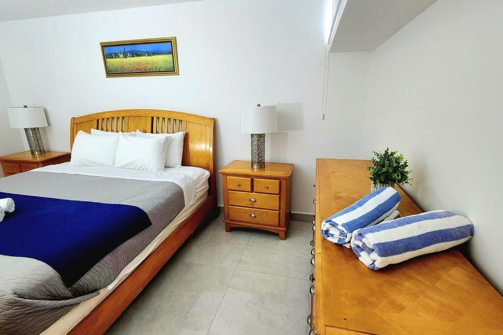 Ocean View Deluxe Suite: Pvt. Beach & Pool 산후안 외부 사진